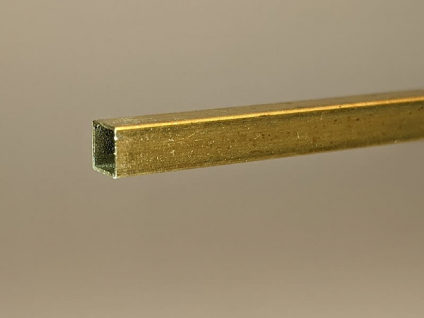 Messingvierkantrohr MS 63    3,0x3,0x0,30 mm Länge ca. 1000 mm